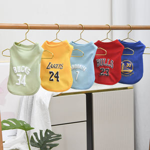 Chaleco de baloncesto para mascotas, para perros pequeños y medianos, ropa deportiva transpirable de poliéster con estampado, ropa para perros - Product Image 3