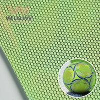 Tissu PU en microfibre résistant au vieillissement, imperméable et écologique, en cuir artificiel de basket-ball, avec support non tissé, motif en relief