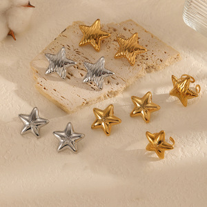 Ensemble de boucles d'oreilles et bagues en acier inoxydable 304 pour femmes, bijoux à porter au quotidien, couleur or et argent, design étoile à cinq branches - Product Image 2