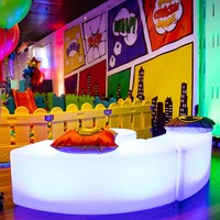 Furnitur dalam ruangan dan luar ruangan bahan PE baterai lampu Led isi ulang furnitur Led bercahaya bangku bengkok taman melengkung