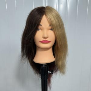 Tête de mannequin en <span class=keywords><strong>cheveux</strong></span> humains 100% réels pour la coiffure et la formation professionnelles - Product Image 1