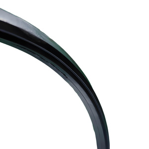 Neumático de Goma Sólida Chenwei para Silla de Ruedas 24-1 3/8, para Uso en Sillas de Ruedas Manuales - Product Image 3