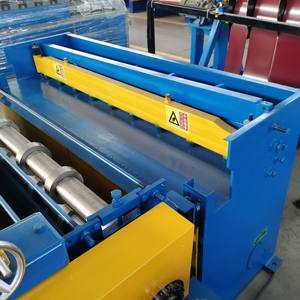 Ligne de découpe de métaux à longueur prédéfinie pour équipement industriel – Machine automatique de refendage de bobines d'acier haute efficacité et de précision - Product Image 3