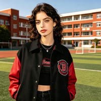Veste universitaire noire et rouge pour femme OEM, avec logo personnalisé, manches en similicuir, streetwear, broderie personnalisée en PU, coton automne