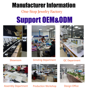 Braccialetto a Cinque Petali con Quadrifoglio, Gioiello di Moda per Donne, Design Elegante - Product Image 5