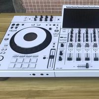 Système DJ autonome professionnel 4 canaux A-Theta XDJ-AZ - Station tout-en-un de contrôleur et de mixeur DJ de Pio