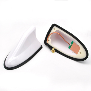 Antena de Aleta de Tiburón de Alta Ganancia con Conector SMA para Techo de Auto, Señal de Radio FM/AM para RV, <span class=keywords><strong>TV</strong></span> Exterior, Rango de Frecuencia VHF/UHF - Product Image 6
