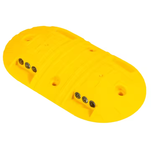 Nueva Barra Antideslizante de Poliuretano Amarillo para Entrada de Vehículos - Product Image 1