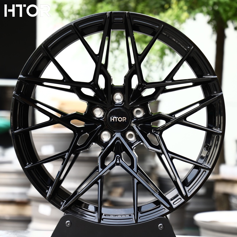 HTOR Concave Forged Wheels Gloss Black