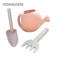 Ensemble d'accessoires d'été unisexe en silicone : pelle à sable, râteau à neige, grande arrosoir souple pour jouets de plage d'extérieur pour enfants
