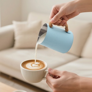 Pichet à Latte Art de 350ml, pichet à vapeur pour expresso avec bec rond, pichet à mousseur à lait - Product Image 1