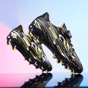Chaussures de football Baodisi pour garçons, taille 15, crampons longs AG, tige synthétique, doublure en mesh, semelle extérieure en caoutchouc, pour entraînement printanier et matchs - Product Image 3