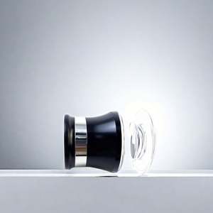 Nouveau produit 2024, vente en gros OEM/ODM, moulin à herbes en alliage de zinc métallique 68 mm, 4 pièces, moulin à gobelet - Product Image 6