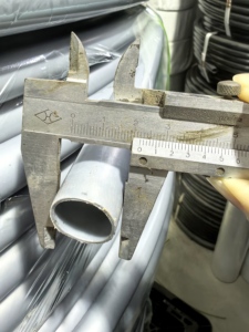 Pesante flessibile HDPE <span class=keywords><strong>tubo</strong></span> ondulato PPS PE impermeabilizzante <span class=keywords><strong>polietilene</strong></span> stuccatura <span class=keywords><strong>tubo</strong></span> per ingegneria sotterranea - Product Image 2