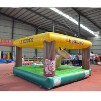 Château gonflable commercial géant Safari avec trampoline et jeu de taureau gonflable à louer