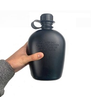 Botella de agua táctica de plástico duradero, botella de agua de traje de dos piezas con taza de cantimplora de aluminio para accesorios de bolsa