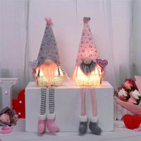Affascinante Set di 2 Gnomi di San Valentino in Peluche con LED, Design a Cuore Fatto a Mano, Regalo Romantico per Innamorati