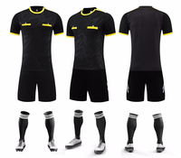 Arbitre Polyester 100% séchage rapide nouveau sport football arbitre maillot short ensemble pour hommes équipe porter maillots de Football en gros