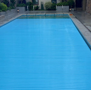 Couverture de <span class=keywords><strong>piscine</strong></span> PC, couverture pliante de <span class=keywords><strong>piscine</strong></span> avec bandes flottantes PC, couverture de sécurité thermique électrique télécommandée intelligente - Product Image 6