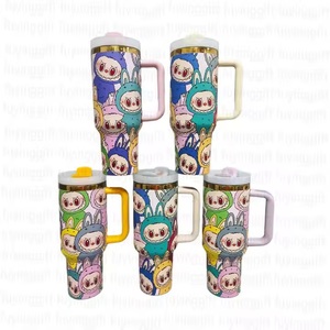 <span class=keywords><strong>2025</strong></span> yeni özel karikatür baskı paslanmaz çelik Thermosed kupa Labubu saman su bardağı 30oz 40oz lazer baskı Tumbler kolu ile