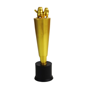 Factory Wholesale Gold Resin Craft Cartoon Anime Character Statue Sculpture Figure Business Events Award Gift for Souvenir