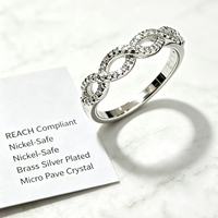 Bagues en laiton plaqué platine, pierres étincelantes élégantes pour les fêtes d'anniversaire, les mariages, les anniversaires de mariage, bijoux de mode, cadeaux