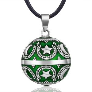 <span class=keywords><strong>la</strong></span> luna colgante Navidad Bola mexicana vientre Angel de llamadas collar cadena para Año Nuevo armonía Bola N241 - Product Image 1