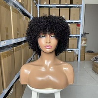 Perruques abordables fabriquées à la machine avec 100 % de cheveux brésiliens : Perruques courtes style pixie afro bouclées crépues sans dentelle pour femmes