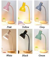 Lampe de bureau LED nordique moderne en gros avec base en bois et col de cygne flexible E27 pour bureau