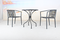 Ensemble de meubles de bistrot pour balcon de restaurant extérieur, table ronde en aluminium Paito, 2 chaises empilables en toile pour 2 personnes