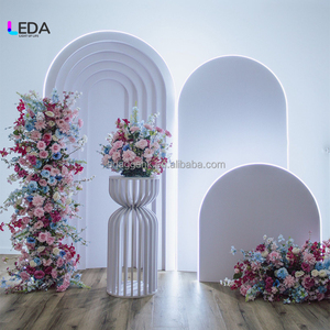 ฉากหลังงานแต่งงานอะคริลิคขนาดใหญ่ทันสมัย LEDA พร้อมแถบไฟ LED ตกแต่งงานปาร์ตี้ ฉากหลังงานแต่งงาน PVC สำหรับงานอีเว้นท์ - Product Image 1