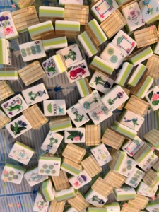 Tuiles <span class=keywords><strong>de</strong></span> Mahjong américaines en acrylique imitation <span class=keywords><strong>pierre</strong></span> <span class=keywords><strong>de</strong></span> bambou, ensemble cadeau haut <span class=keywords><strong>de</strong></span> gamme en cristal fait main avec <span class=keywords><strong>sac</strong></span> <span class=keywords><strong>de</strong></span> rangement, portable pour la maison - Product Image 6