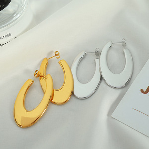 ต่างหูห่วงรูปทรงเรขาคณิตชุบทอง 18k เหล็กไทเทเนียมขนาดใหญ่เครื่องประดับแฟชั่นสำหรับงานปาร์ตี้ EH192 - Product Image 1