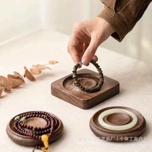 Bandeja de exhibición de joyas de madera de nogal, organizador cuadrado de madera maciza para pulseras de cuentas, para cuentas sueltas y accesorios - Product Image 3