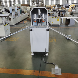 Machine de nettoyage d'angle en aluminium E-WORLD à 3 lames, moteur 1,1 kW pour la fabrication de cadres de fenêtres, haute sécurité, acier inoxydable - Product Image 2