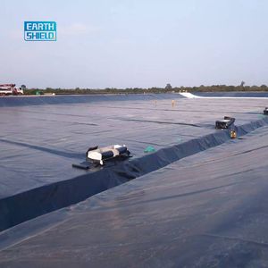 Feuille de géomembrane HDPE moderne, écologique, imperméable et haute durabilité pour les étangs salés et les bassins d'évaporation - Product Image 2