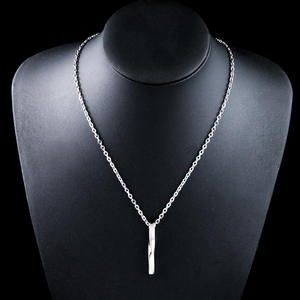 Edelstahl Twist Long Strip Anhänger Hip Hop Halskette Farb schnelle Long Stick Anhänger Halskette - Product Image 3