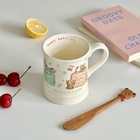 Tasse en céramique peinte à la main en biscuit d'ours Tasse à thé mignonne de style crème pour café au lait Utilisation en couple