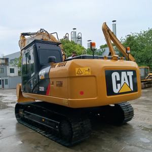 Pelle sur chenilles Cat 320D2L Excavatrice d'occasion pour chat avec de bonnes performances Excavatrice de seconde main de 20 tonnes fabriquée au Japon - Product Image 4