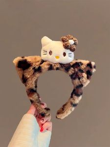 Nouveau Bandeau en Peluche Fait Main à Motif Léopard et Oreilles de Chat, Style Dessin Animé Mignon, Unisexe, Frais et Doux, Été 2026, Idéal pour le Visage et les Petits Animaux - Product Image 5