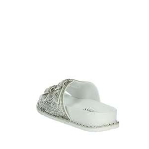 Zapatillas bajas para mujer Solo Soprani SSW519N88 Negro - Product Image 2