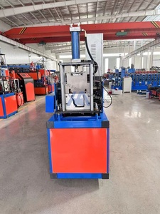 Máquina Formadora de Canalones Cuadrados de 0.4-0.7mm, Máquina Industrial para Fabricar Canalones de Acero con Cortador Hidráulico PLC - Product Image 3