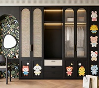 Armoire de chambre à coucher de style moderne de luxe personnalisée, entièrement en bois massif, armoire autoportante, personnalisation professionnelle en usine