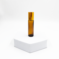Flacon en verre mat brun de 10 ml, petit format, avec bouchon coloré pour sérum et crème pour le visage, emballage en carton