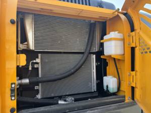 Excavatrice utilisée fiable de Hyundai 220LC 9S pelle hydraulique de chenille de 22 tonnes pour le génie civil et les travaux d'infrastructure - Product Image 4