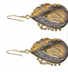 Boucles d'oreilles sur mesure en argent sterling 925 avec pierres précieuses en labradorite Plaqué or 18 carats Boucles d'oreilles fines de style mignon pour les mariages - Product Image 2