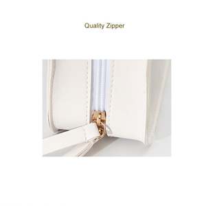 Sac cosmétique transparent en PVC personnalisé, sac de voyage étanche, boîte à maquillage transparente en PVC, sac de toilette personnalisé, sac à maquillage en cuir PU personnalisé - Product Image 4