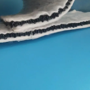 Tapis de drainage géosynthétique composite avec noyau 3D et géotextile non tissé pour mur de soutènement et drainage de fondations souterraines - Product Image 5