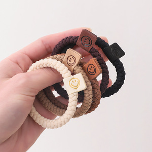 Élastique à cheveux en tissu épais avec logo Smiley, pour usage quotidien, couleur unie, accessoire capillaire de haute qualité - Product Image 4