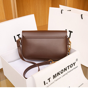 Bolso cruzado de mujer de moda con hebilla geométrica y forro de poliéster para comercio transfronterizo - Product Image 6